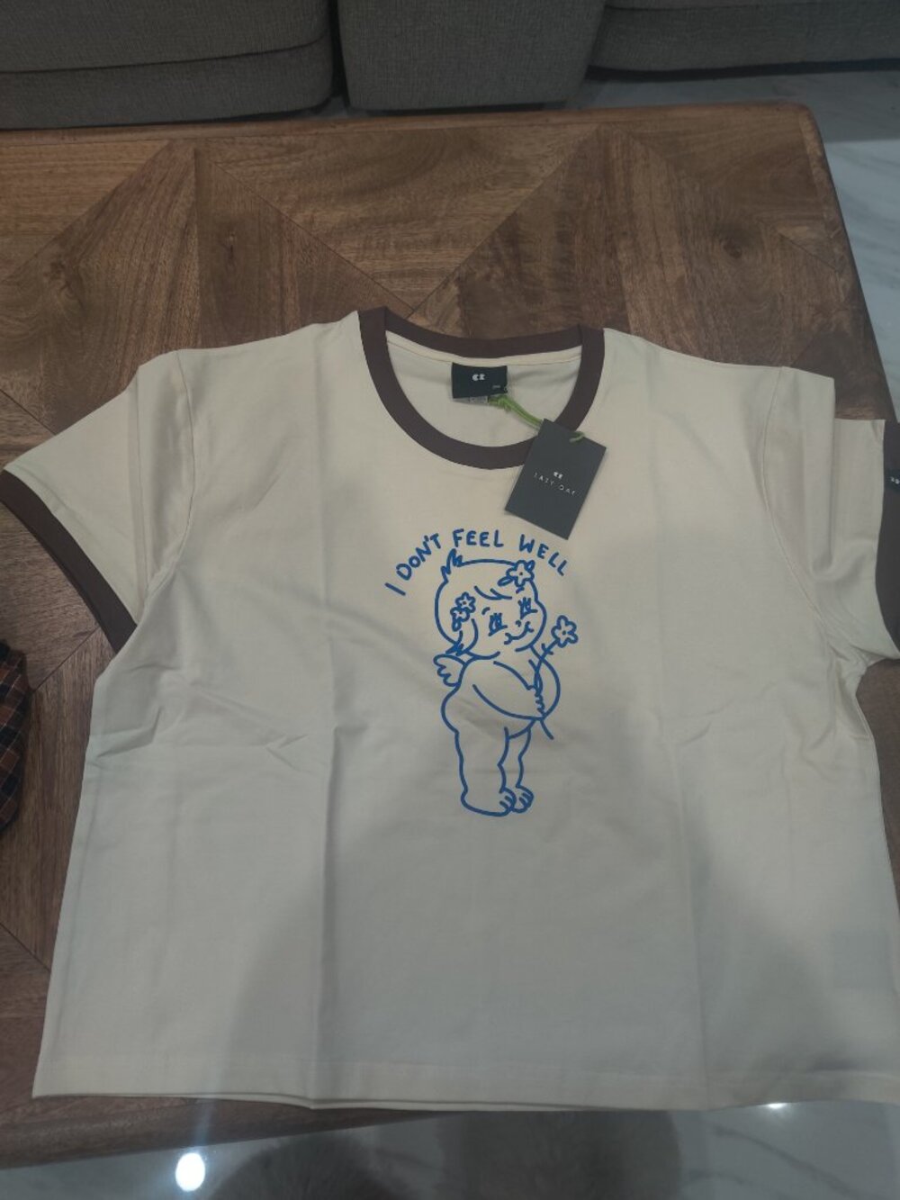 Lazy Oaf Tee size XXXL New
